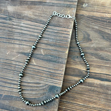 Load image into Gallery viewer, N0730. Navajo Pearls Necklace (18”-20”)
