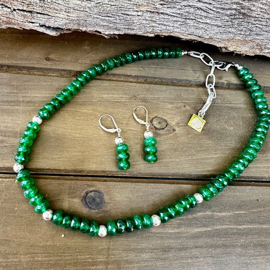 E0726  Emerald Jade Earrings (1.5”)