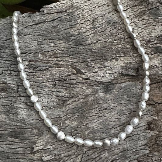 N0903  Pearls Necklace 16”-18”