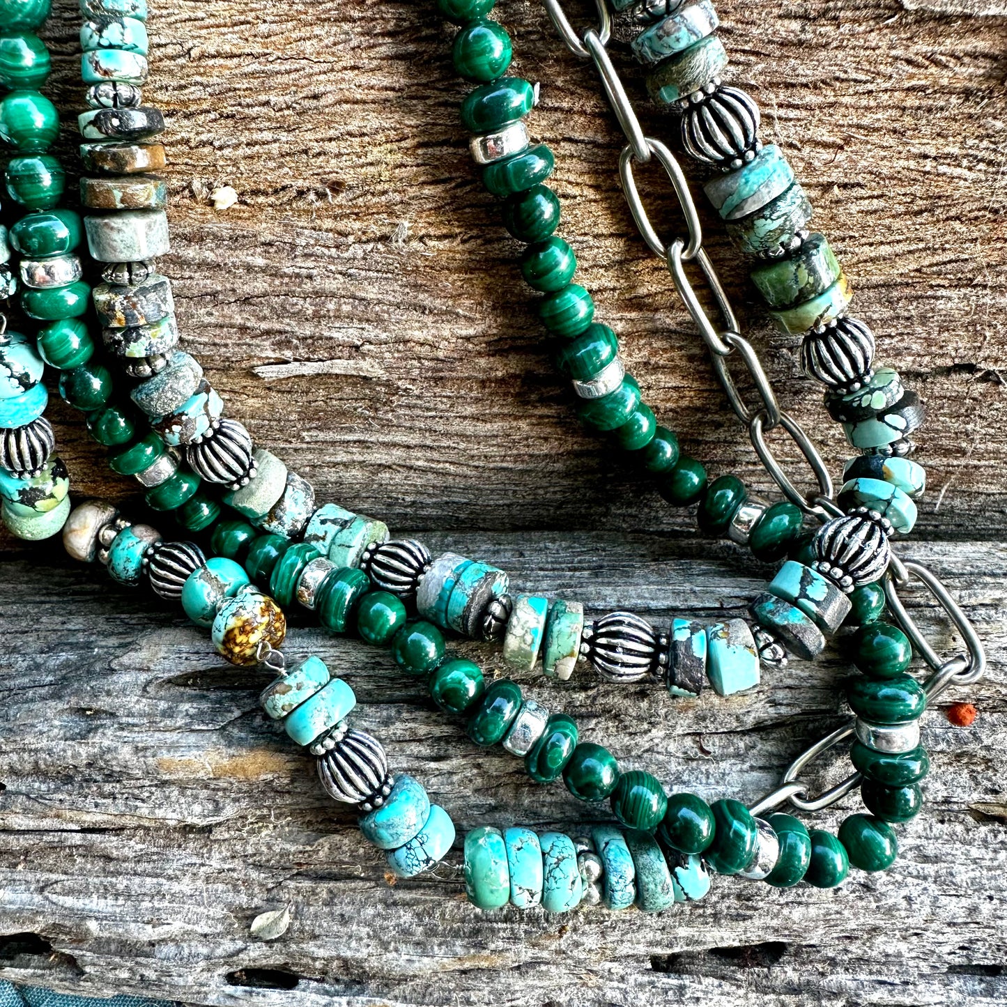 N0879   Turquoise Necklace (18”-20”)