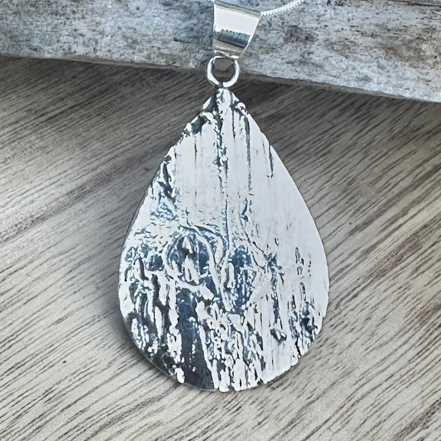 Taxco Textured Sterling Silver Teardrop 2.2” Necklace