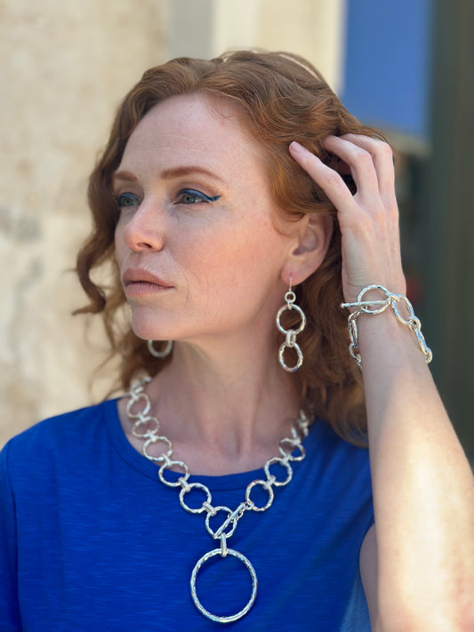 B0342  Statement Bracelet