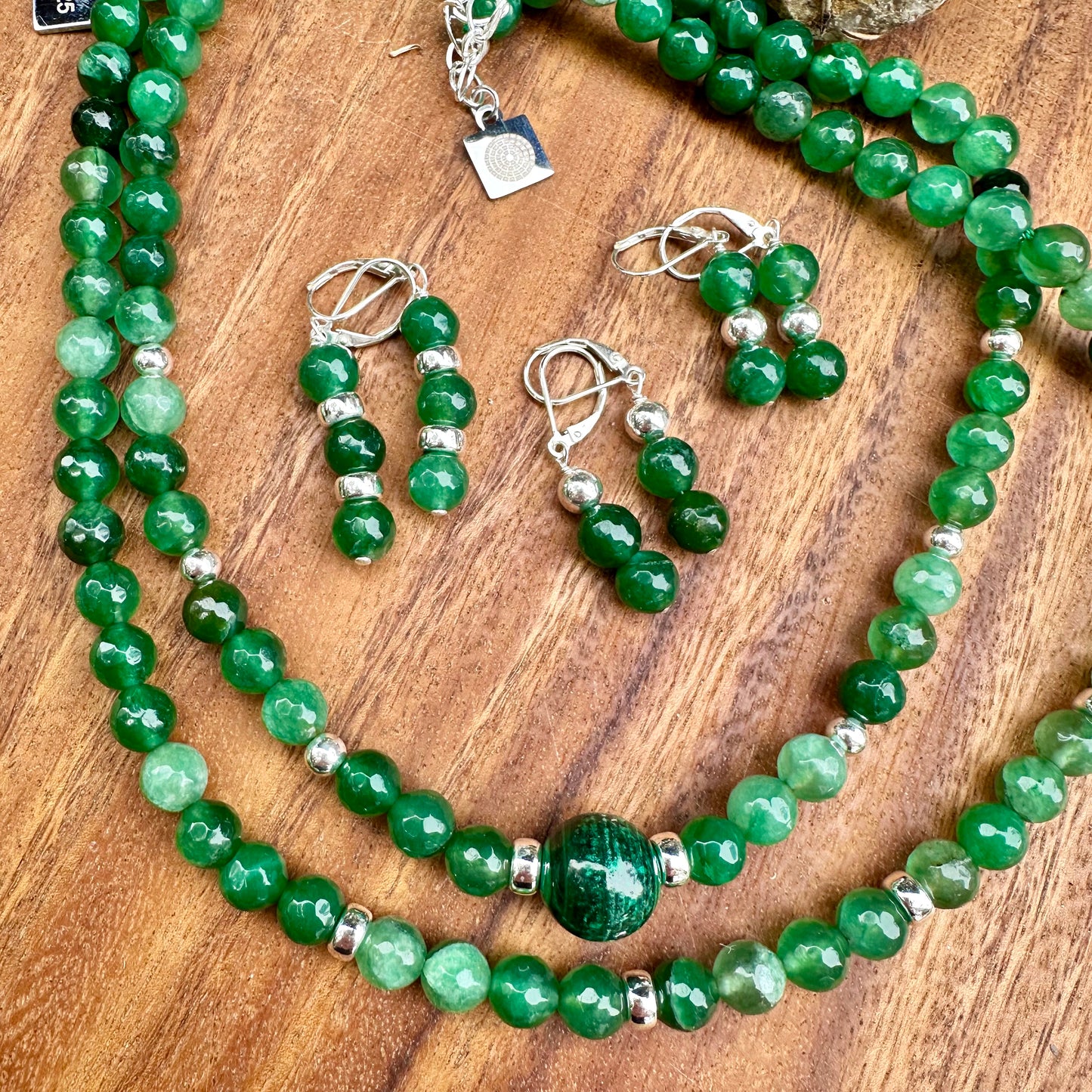 N0938 Malachite and Chrysoprase Necklaces (18"-20")