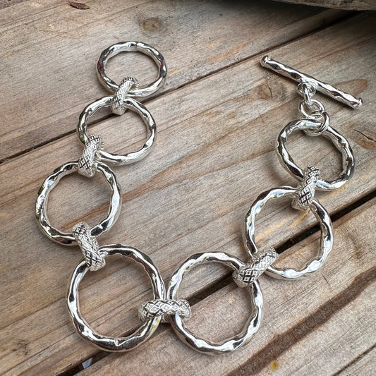 B0342  Statement Bracelet