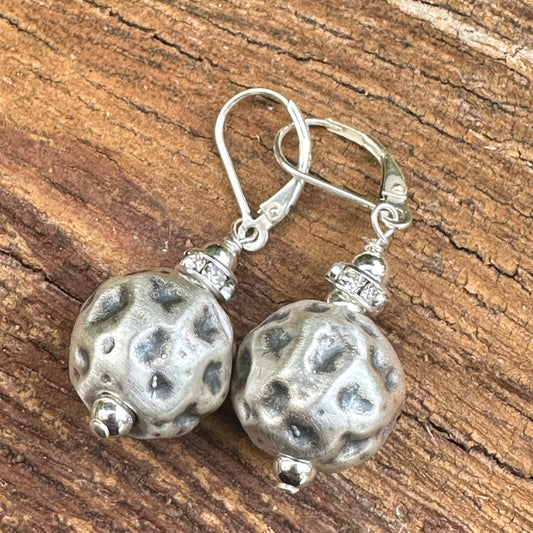 E0641  Dalmatian Earrings