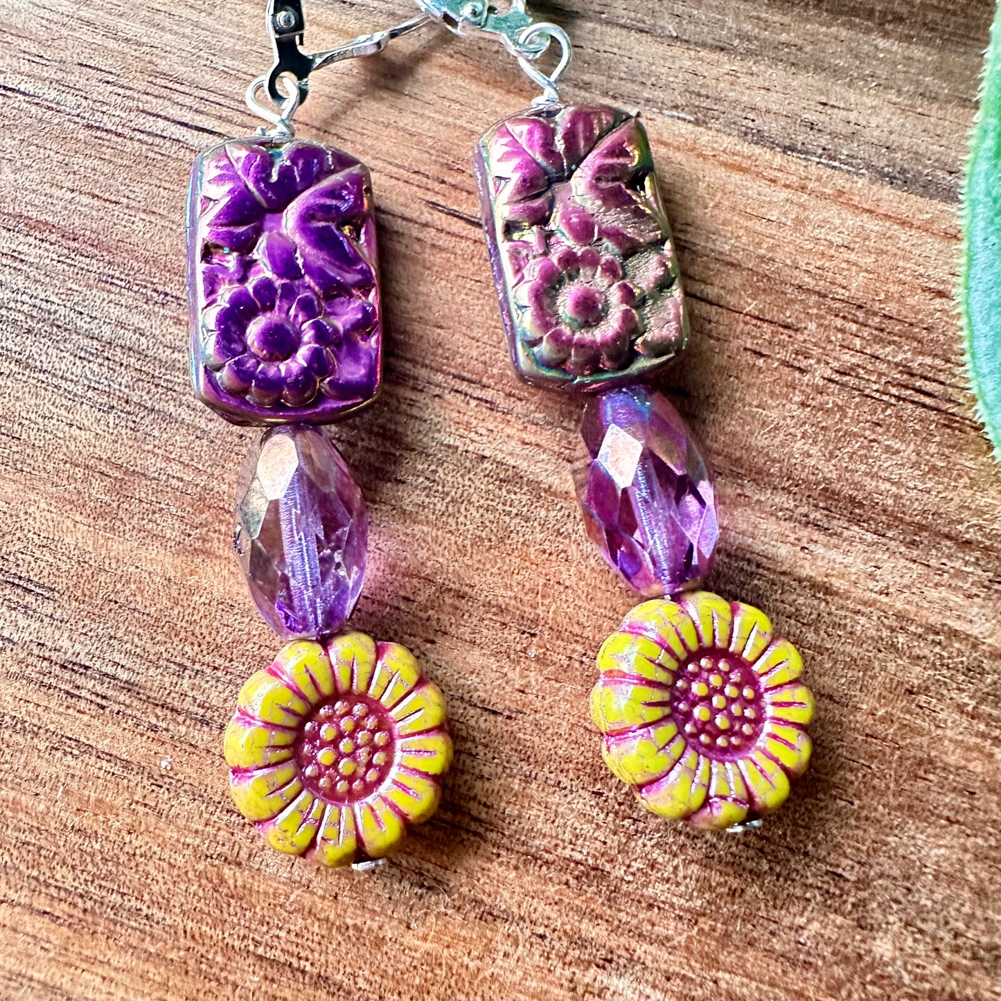 Spring Flower Earrings (2.4”)