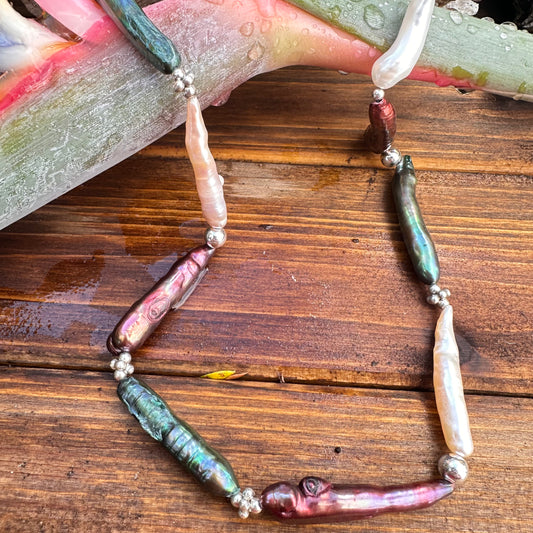 Linear Pearl Necklace (18”-20”)