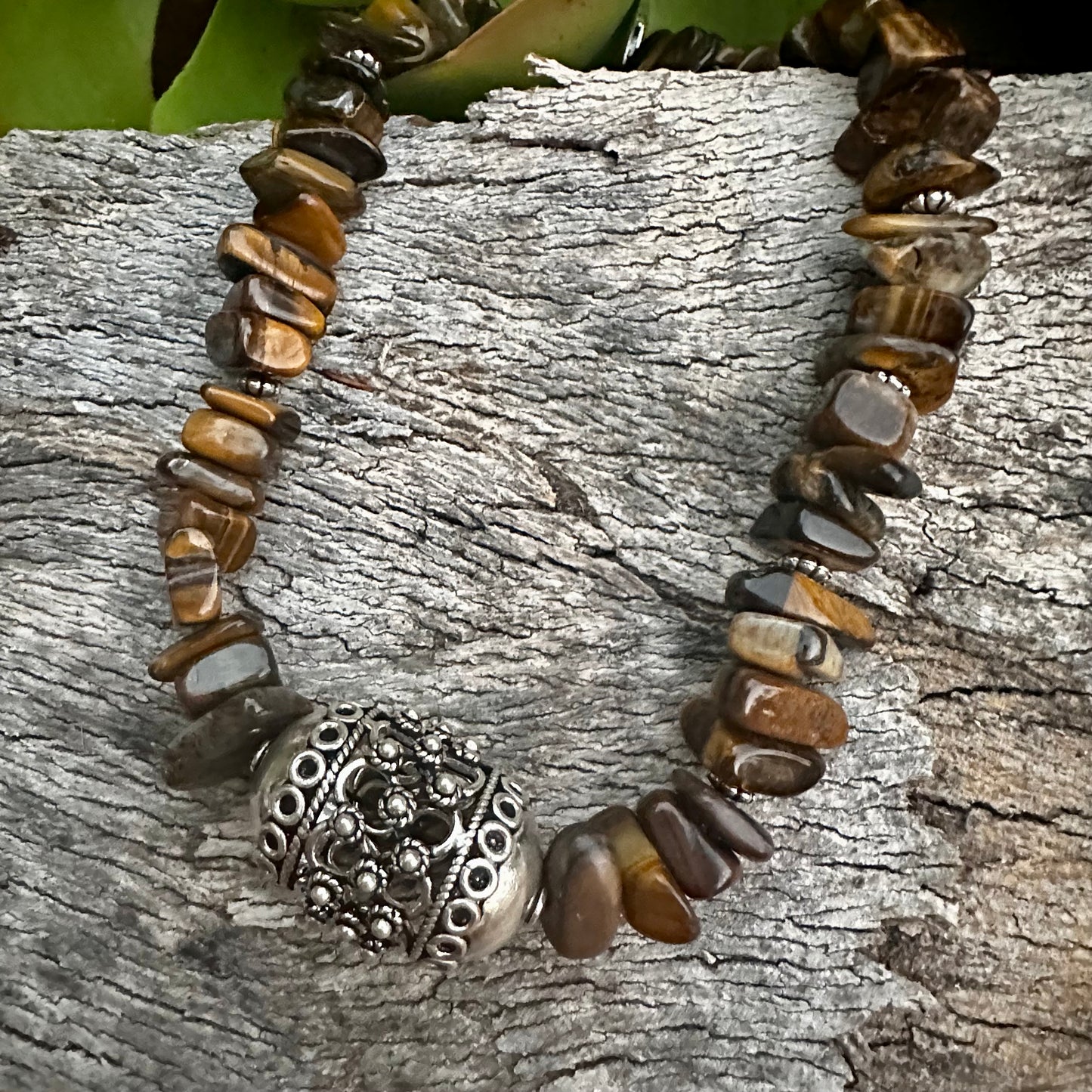N0922  Tiger Eye Statement Necklace (18”-20”)