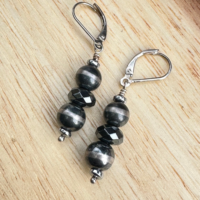 Navajo Pearl Earrings