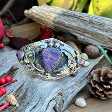 Load image into Gallery viewer, B0306  Charoite Statement Cuff
