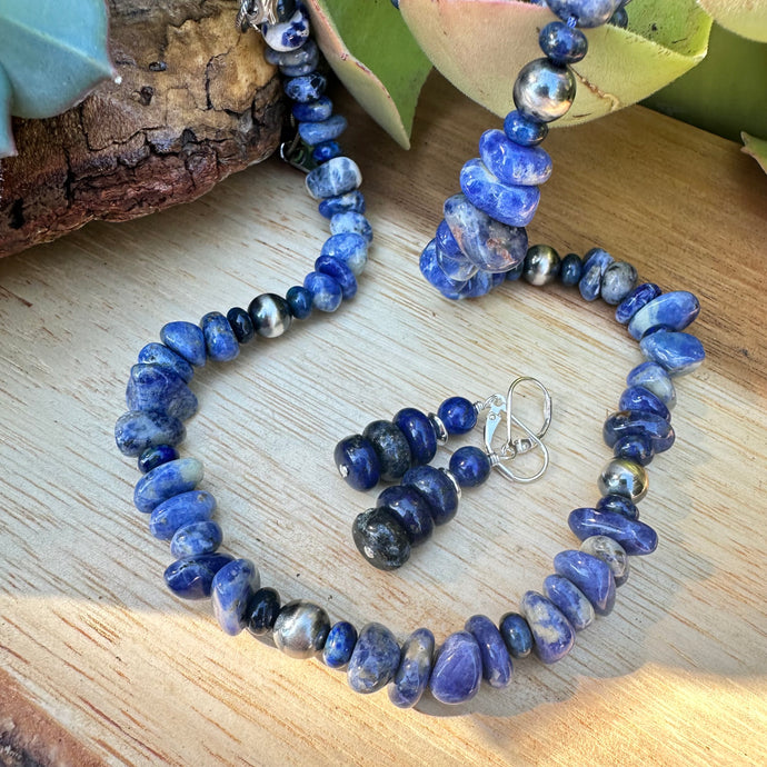 Sodalite Navajo Pearl Necklace (18”-20”)