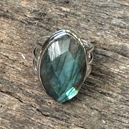 R0181.  Labradorite Statement Ring