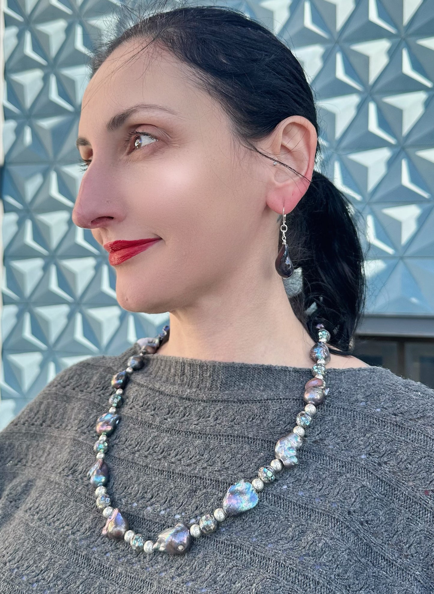 N0566   Baroque Pearls Abalone Necklace (24”-26”)