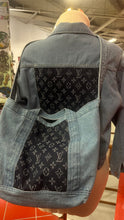 Load image into Gallery viewer, Denim Jacket (XL)
