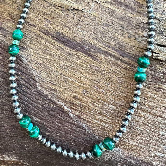 N0682  Navajo Pearls Malachite  Necklace (18”-20”)