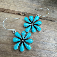 Load image into Gallery viewer, E0606.  Daisy Turquoise Earrings

