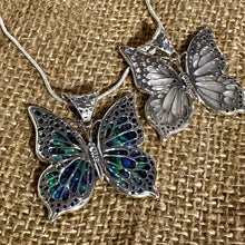 Load image into Gallery viewer, N0878  Butterfly Abalone Necklace (18”)
