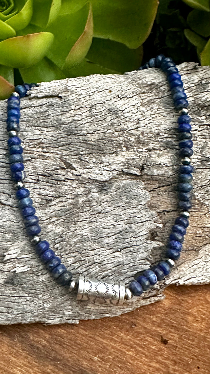 N0902  Barrel Navajo Pearls Lapis Statement Necklace 18”-20”