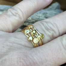 Load image into Gallery viewer, R0174.   Gold Hammered Ring
