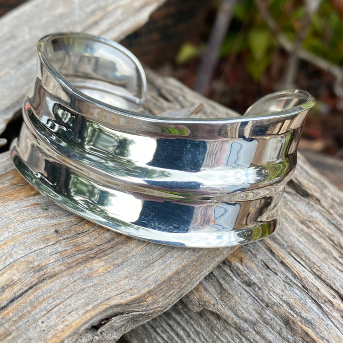 SSP-202.  Polished Sterling Substantial Cuff